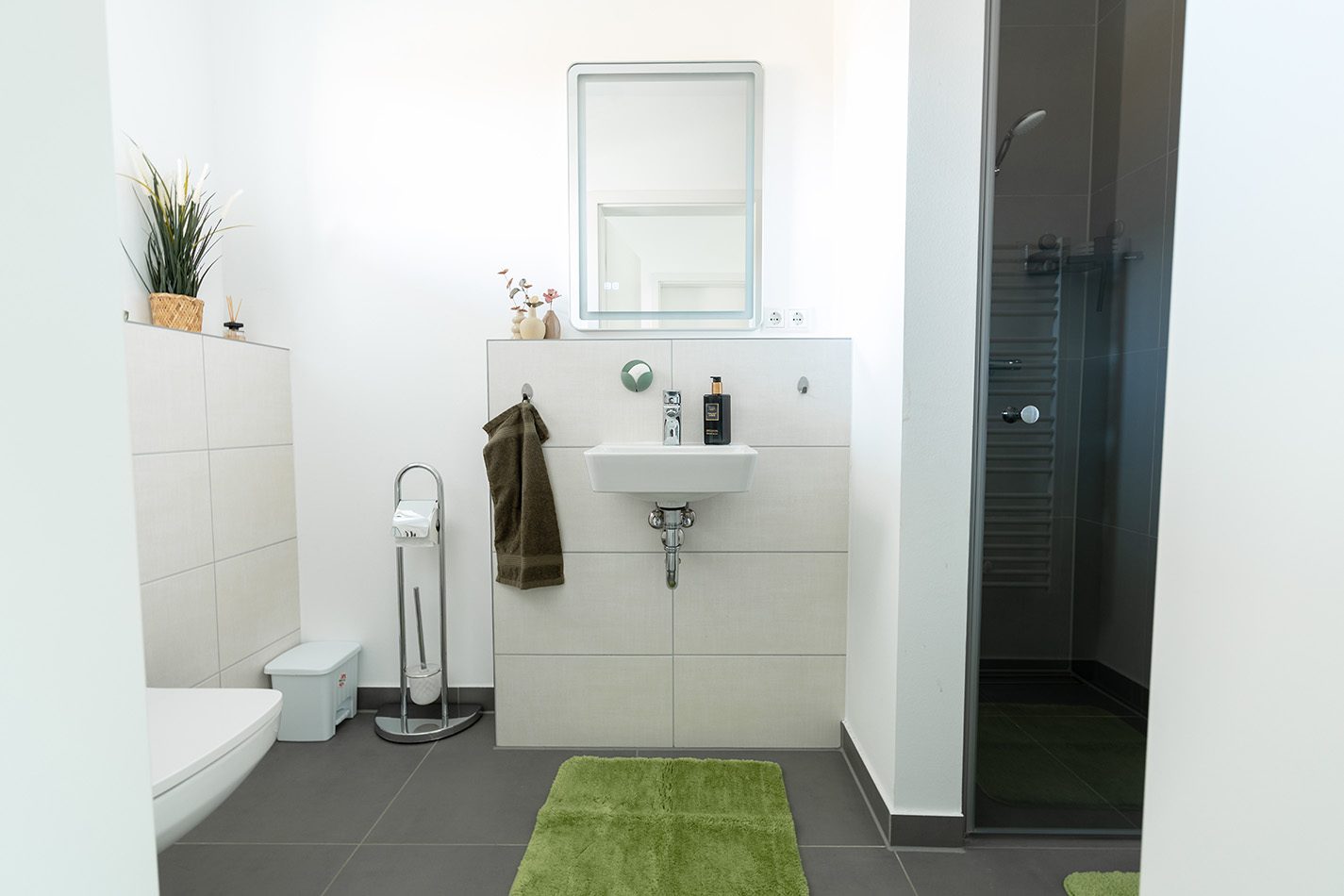 Gästebad mit Dusche in Salz & Seele